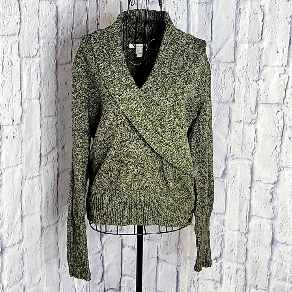 ×DRESSBARN Green and Black Cropped Sweater Large‎